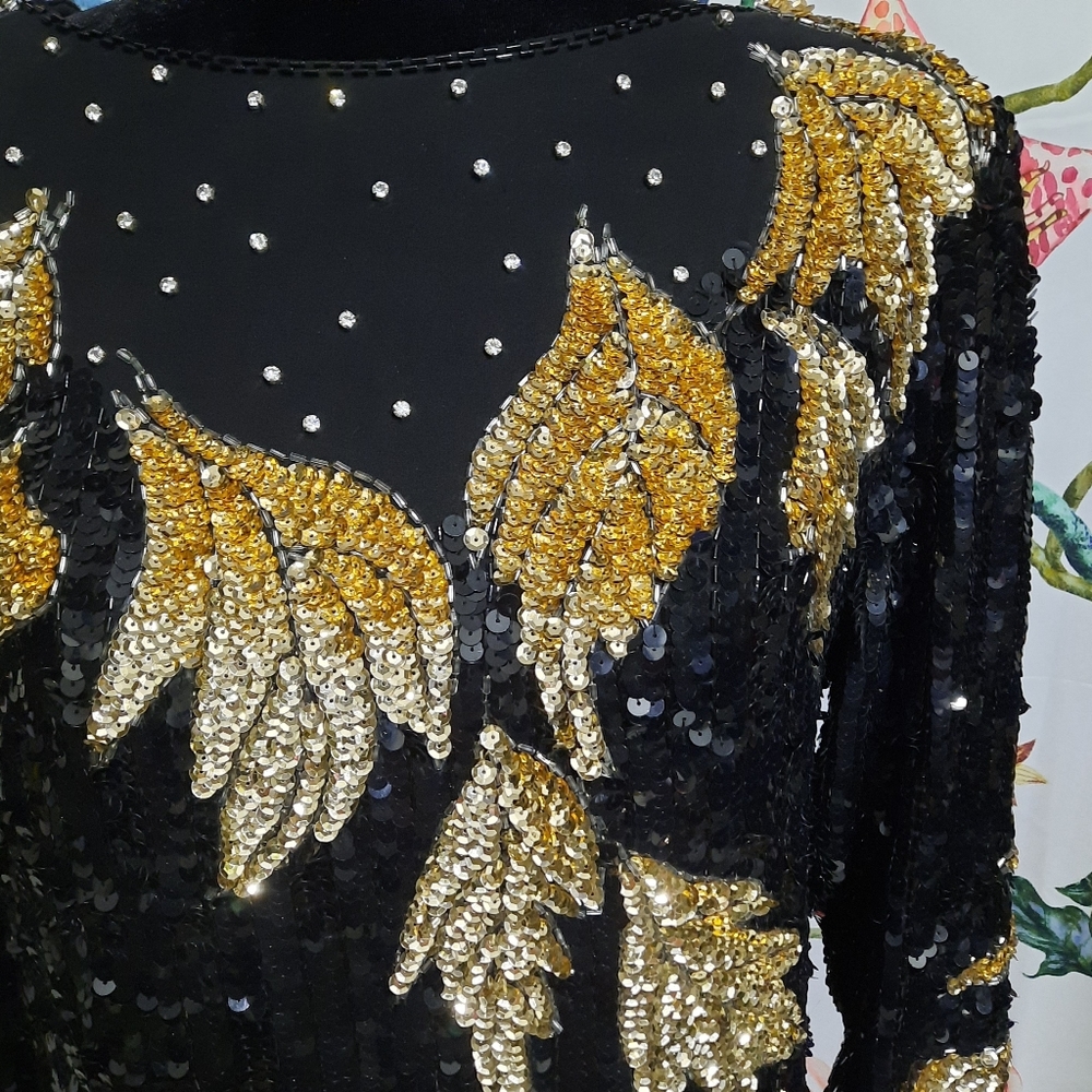 ~{Oleg Cassini}~ Vintage silk sequined cocktail dress. - Picture 5 of 12